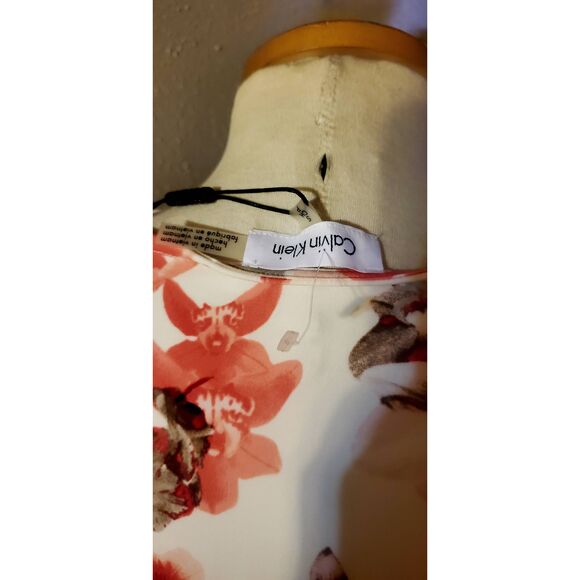 NWT CALVIN KLEINS WOMENS BLOUSE - Picture 3 of 6